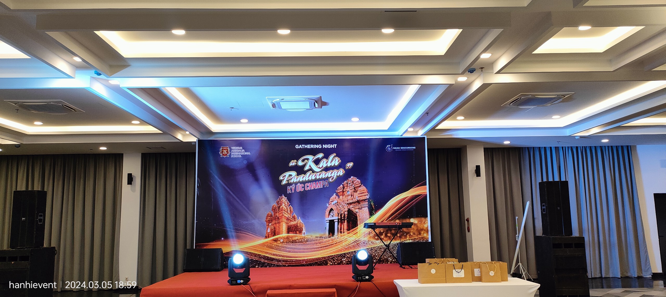 Âm thanh ánh sáng sân khấu gala dinner cơ bản tại Phan Thiết Bình Thuận