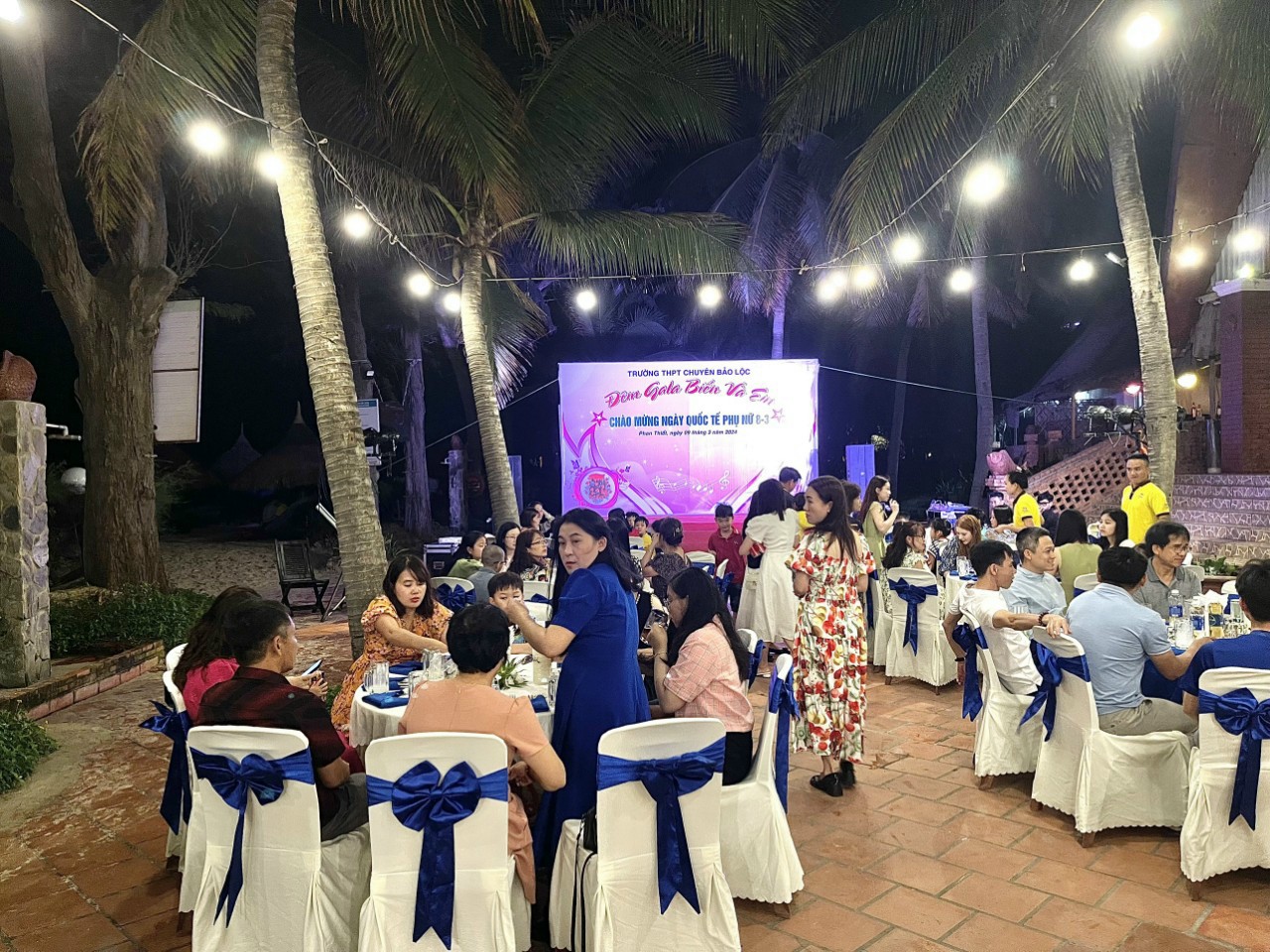 Cung cấp âm thanh ánh sáng sân khấu gala dinner tại resort bốn biển Mũi Né Phan Thiết