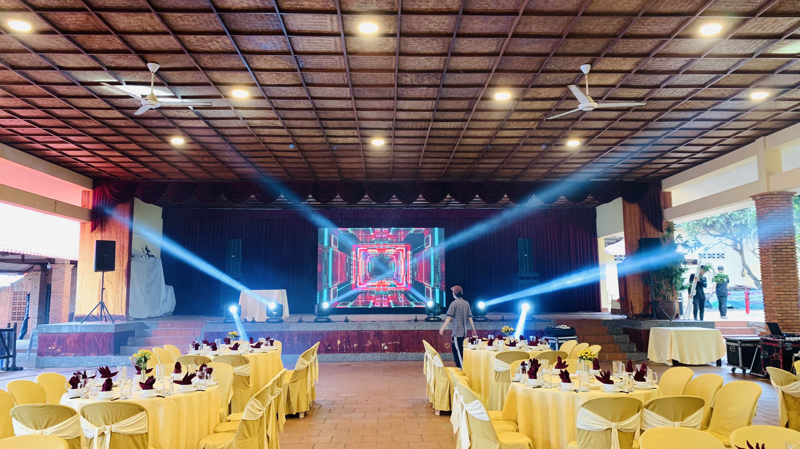 Cung cấp màn hình led chuyên nghiệp Phan Thiết Bình Thuận