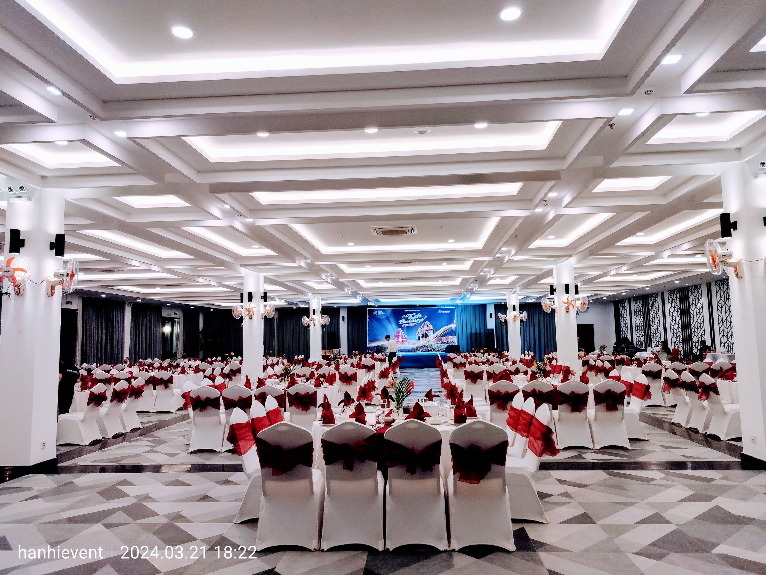 Gala dinner tại resort Mũi Né Phan Thiết Bình Thuận chuyên nghiệp