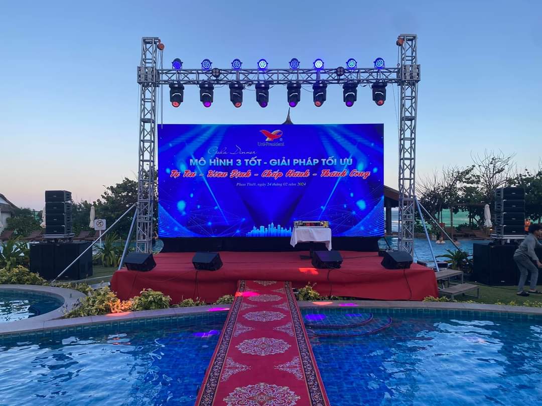 Tổ chức pool party chuyên nghiệp Mũi Né Phan Thiết Bình Thuận