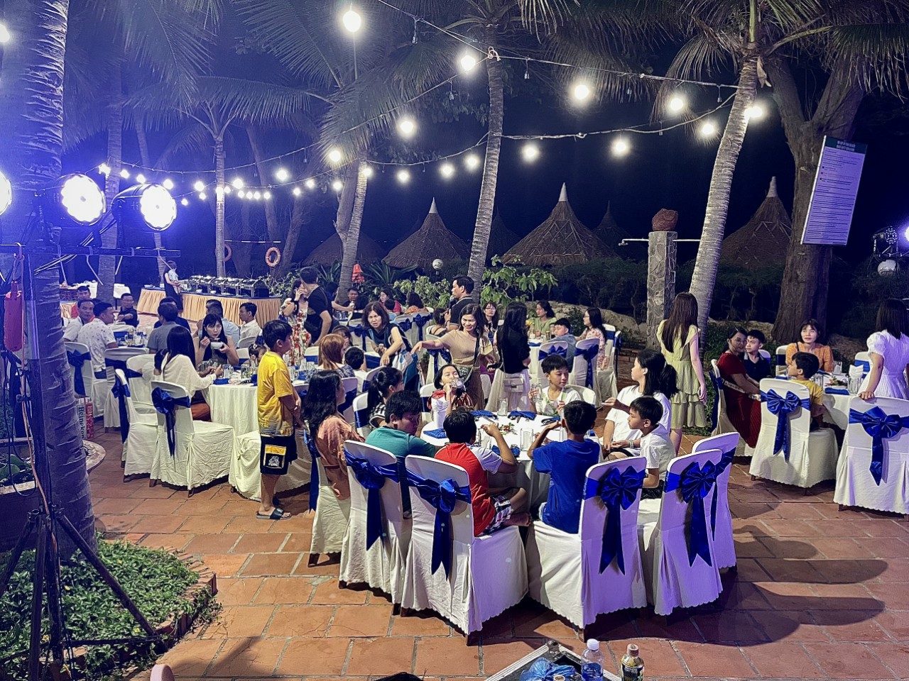 Tổ chức gala dinner tại resort bốn biển Mũi Né Phan Thiết Bình Thuận