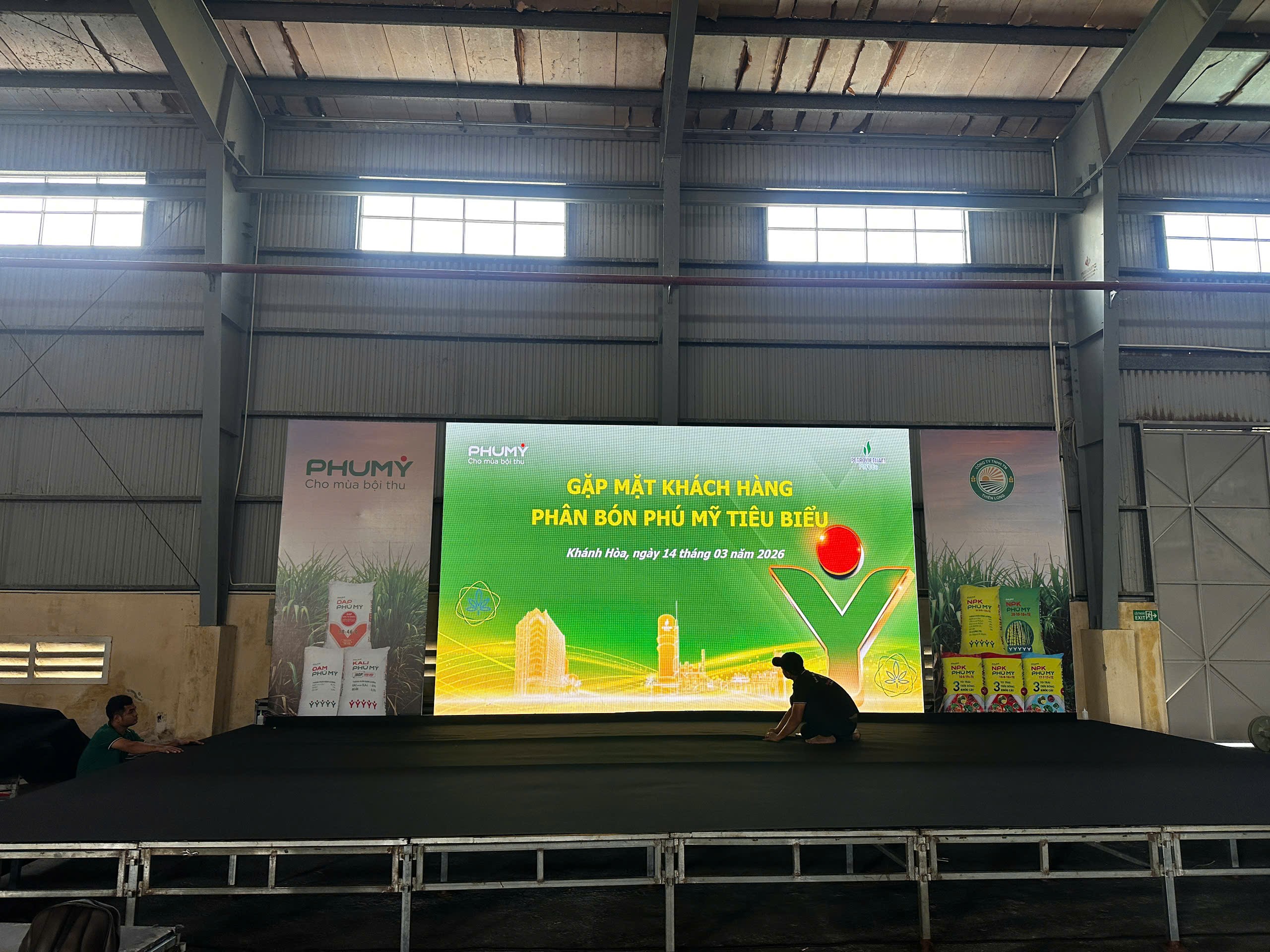 trọn gói dịch vụ âm thanh ánh sáng, màn hình led, sân khấu tại Bình Thuận, Ninh Thuận